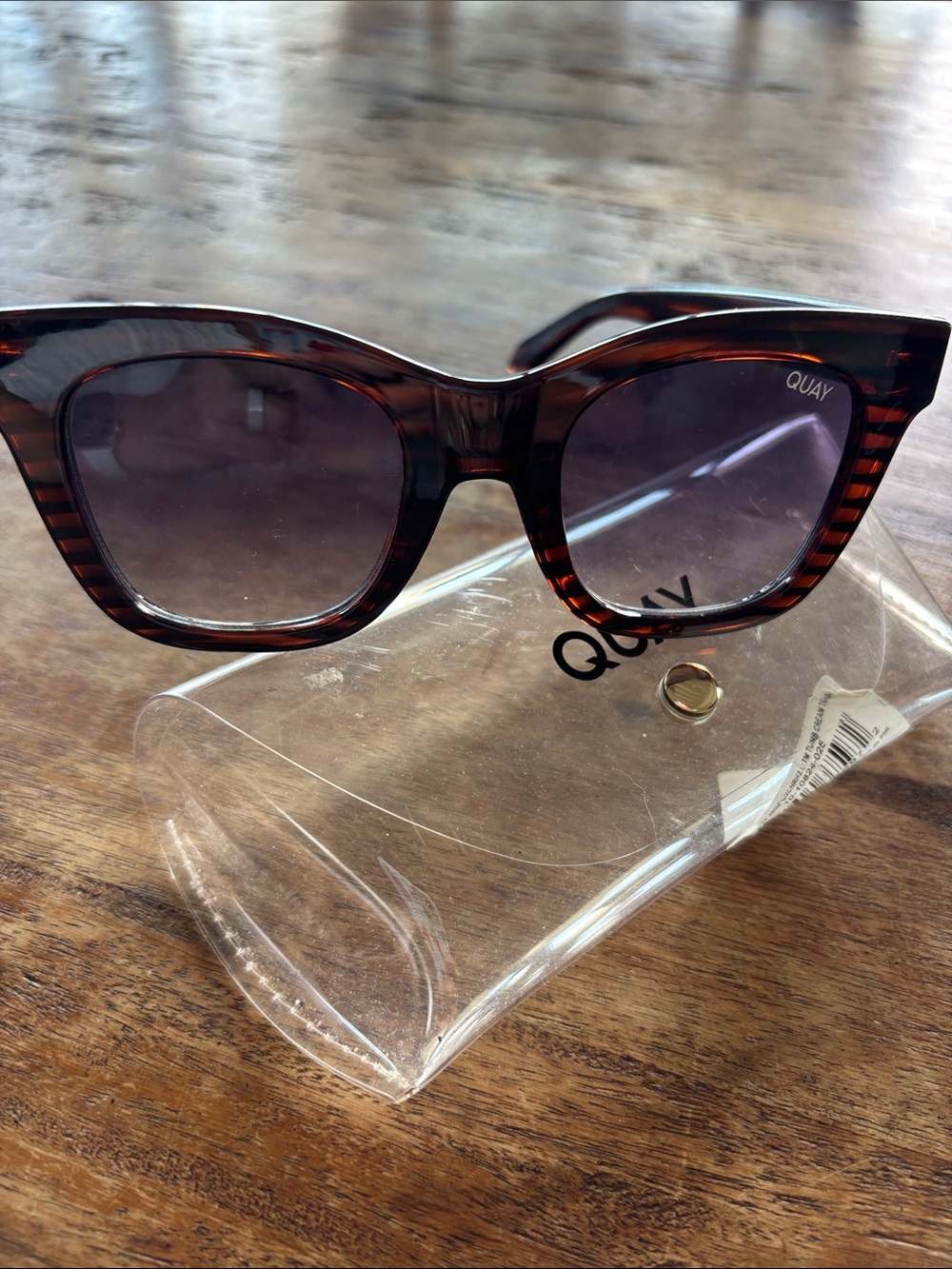 Quay Australia Tortoiseshell Cat-Eye Sunglasses - Brown/Black "After Hours"